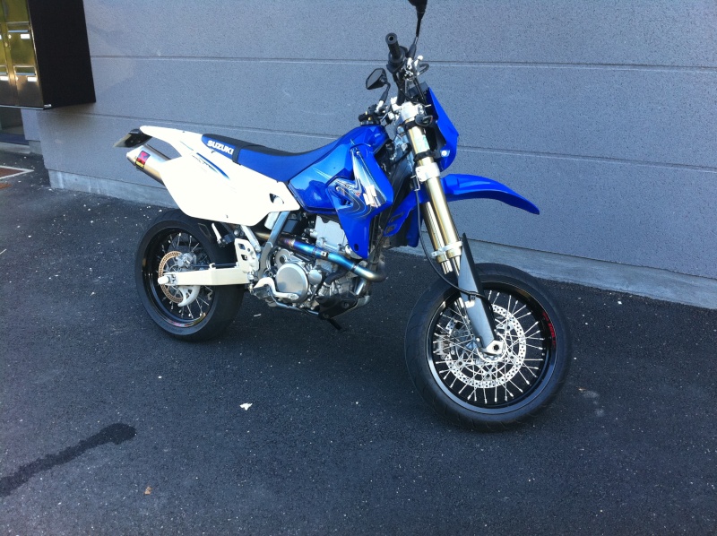 suzuki drz 400 akrapovic